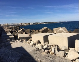 coast protection with breakwater system